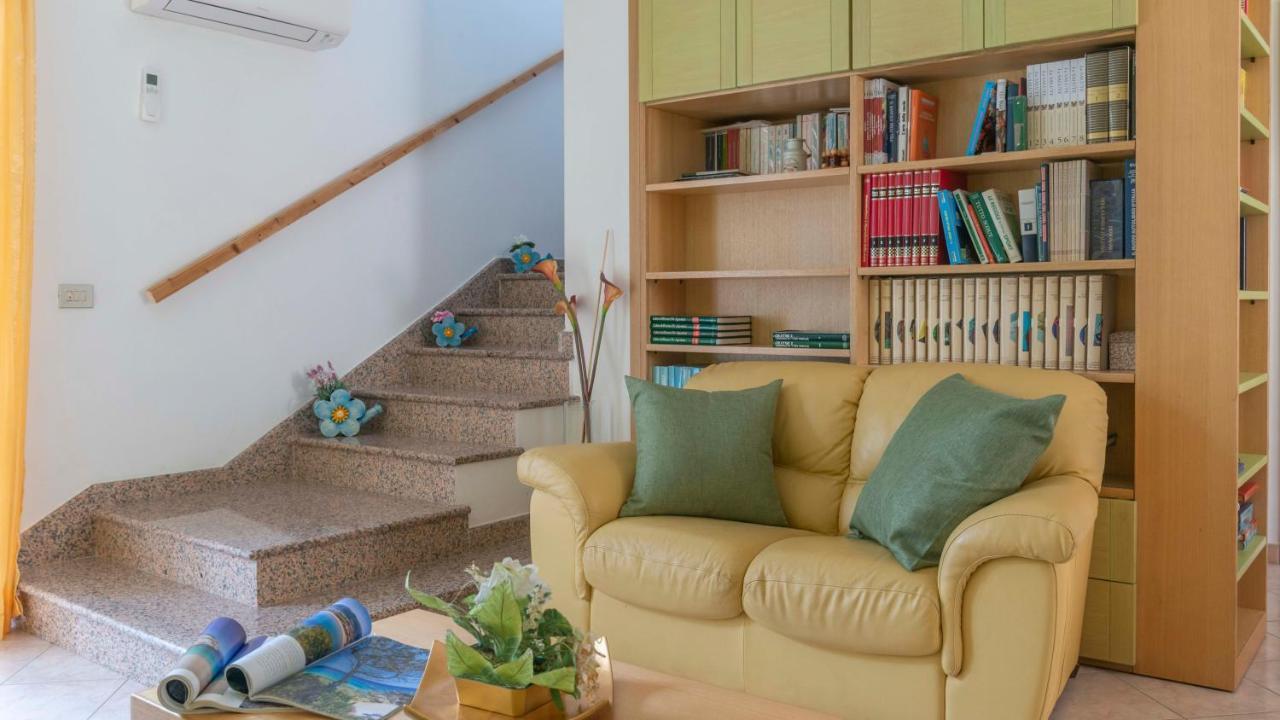 Gabbiani - Cala Gonone Apartment Exterior photo